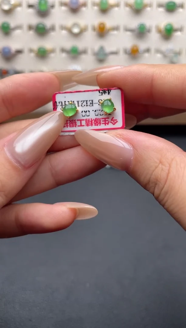 未镶嵌戒指翡翠一物一证一礼盒