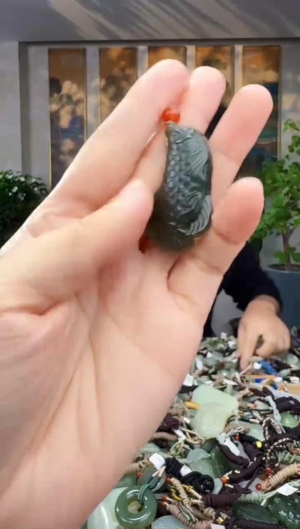 未镶嵌和田玉挂件拍一发一