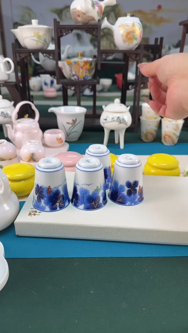 【闪购商品】瓷器 ······.......