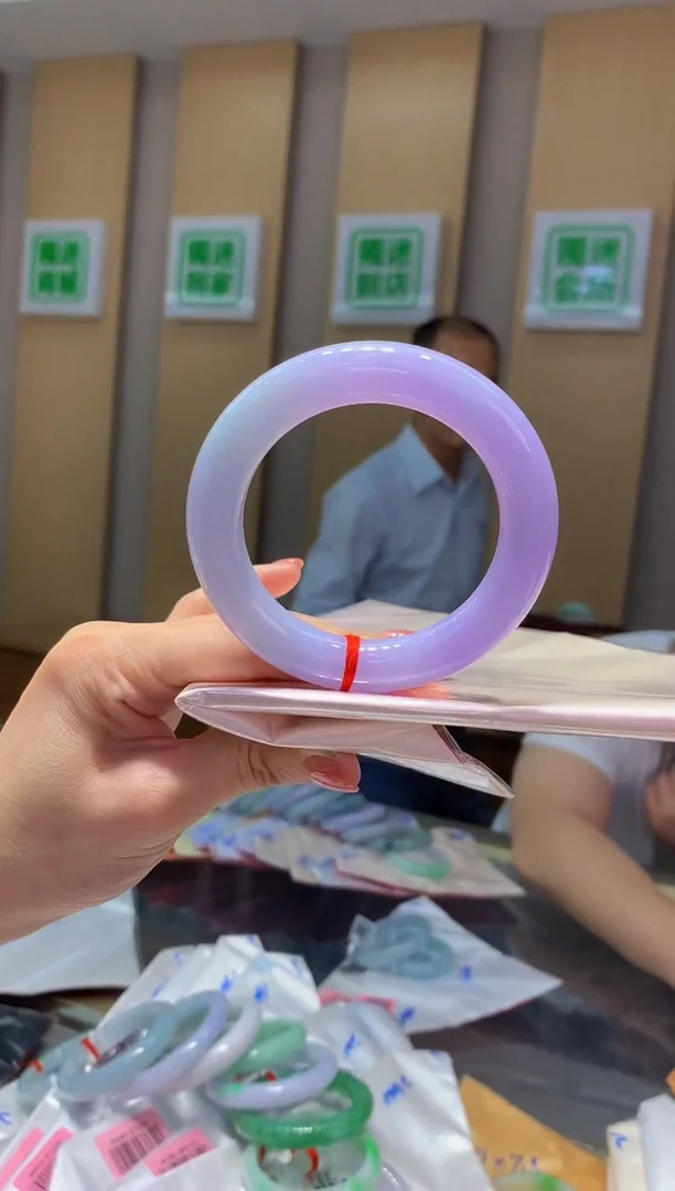 翡翠手镯未镶嵌-QQ09圈口57*12.1*12.1