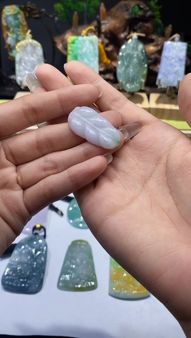 【闪购商品】定制翡翠未镶嵌翡翠A货