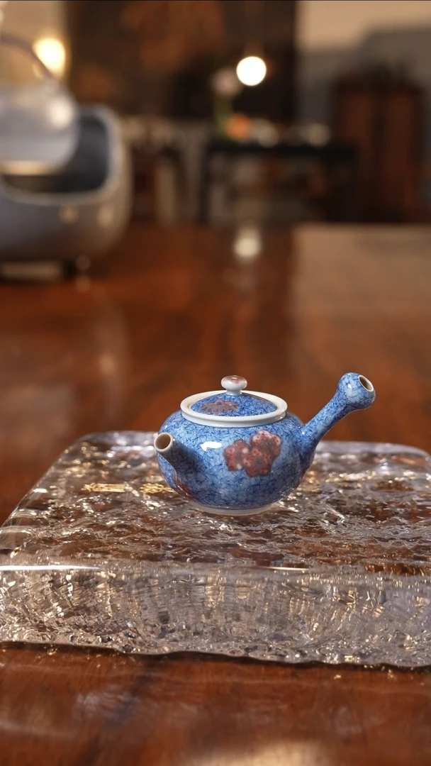 南山雪堂醉小侧把壶