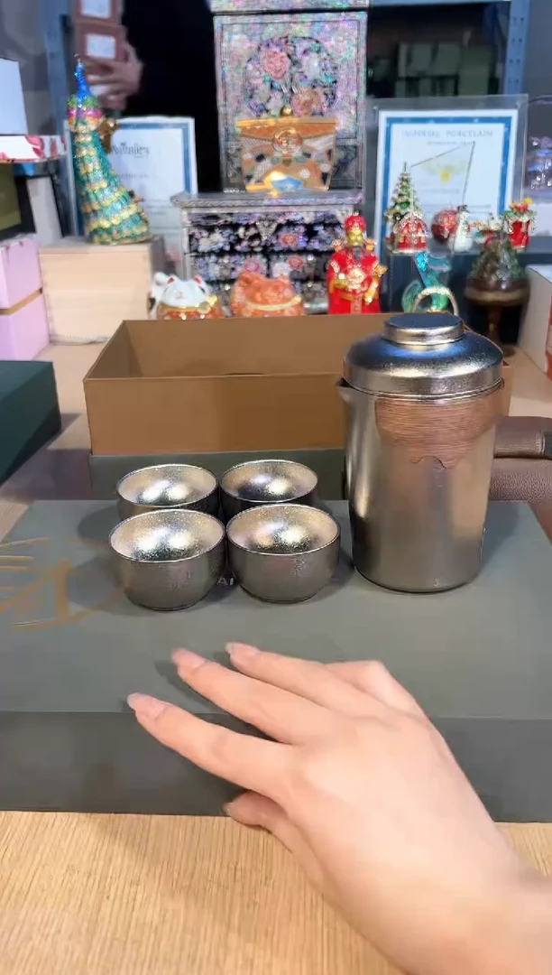 【闪购商品】杯42纯钛旅行套DL