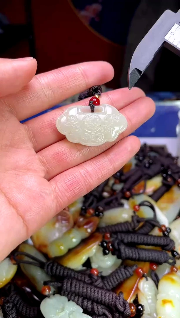 【闪购商品】和田玉颈饰未镶嵌123