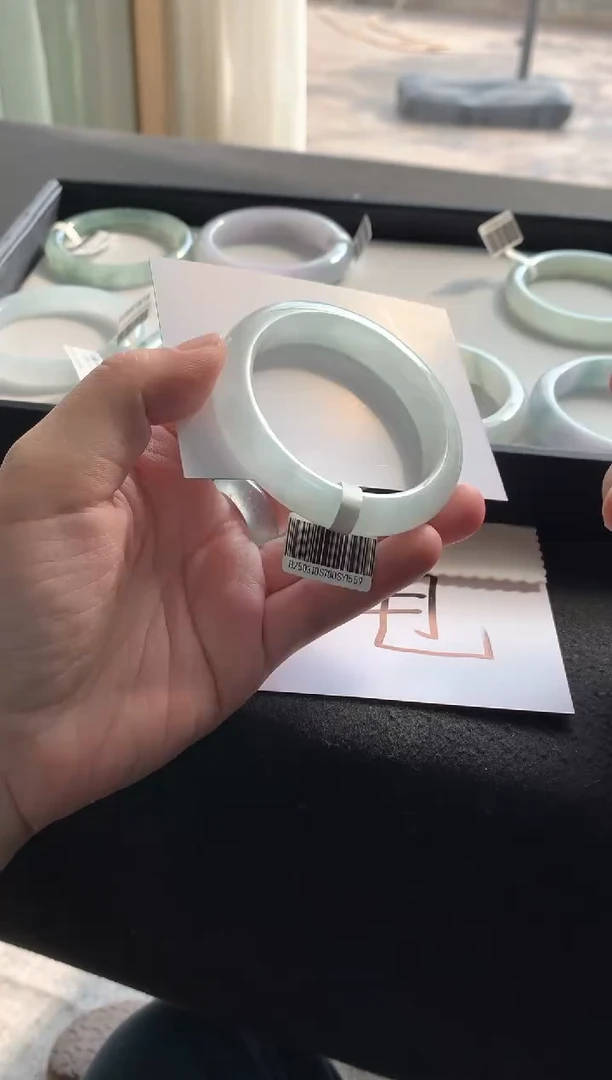 未镶嵌手镯翡翠53.8正圈买断Y1559