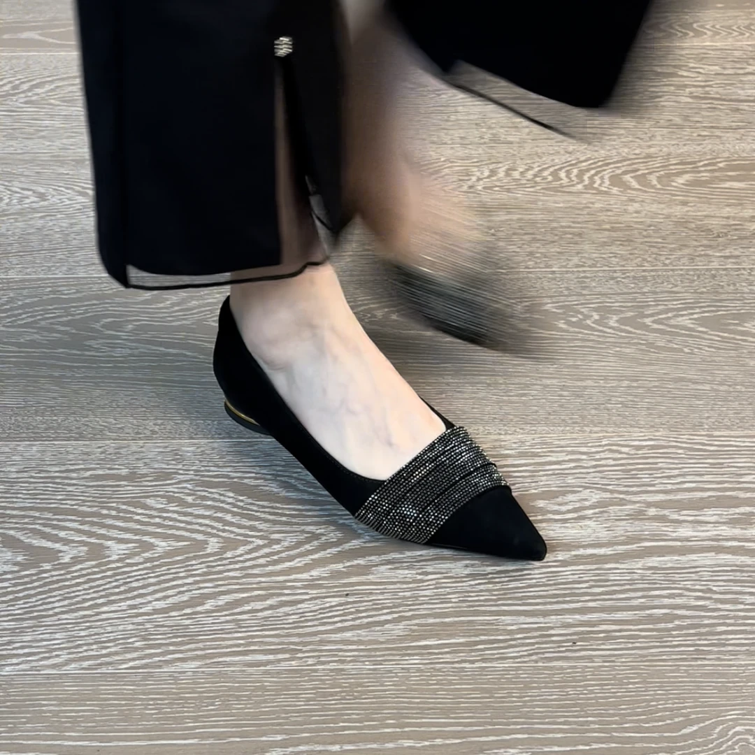 2.5CM羊猄皮一脚蹬高跟水钻浅口尖头粗跟低跟休闲女鞋单鞋法式