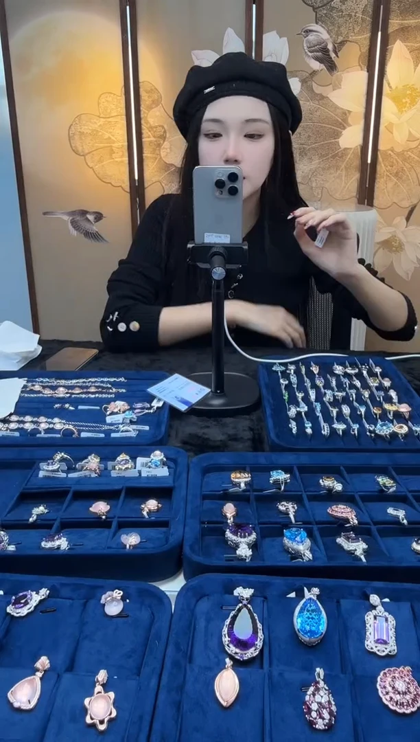 银S925镶嵌透辉石戒指透辉石戒指