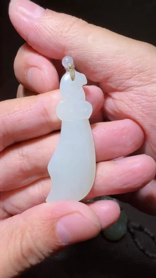 未镶嵌和田玉挂件和田玉