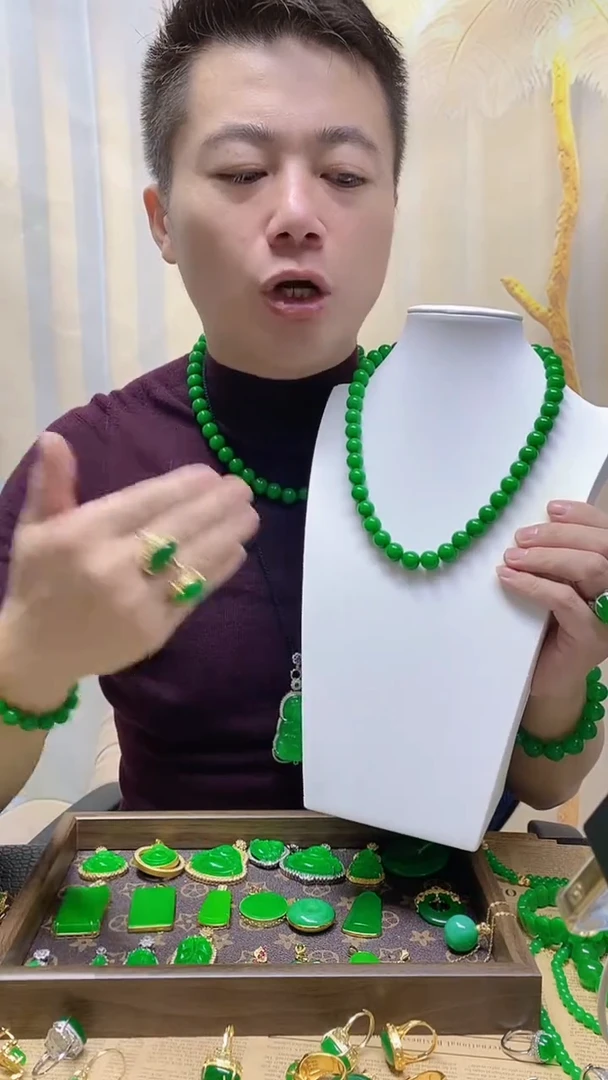 项链14K金镶嵌翡翠翡翠项链