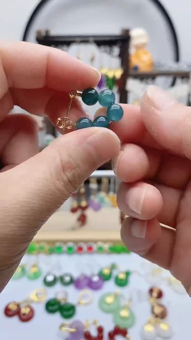 14K金镶嵌石英质玉(天山翠)耳饰56565