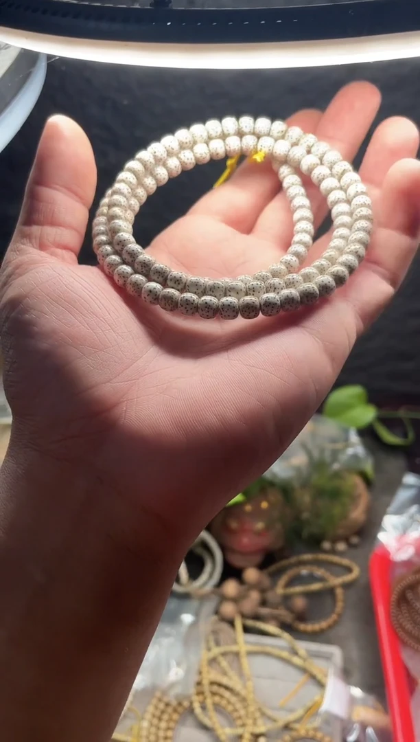 星月菩提吊坠海南星月菩提《F009》7X6长串