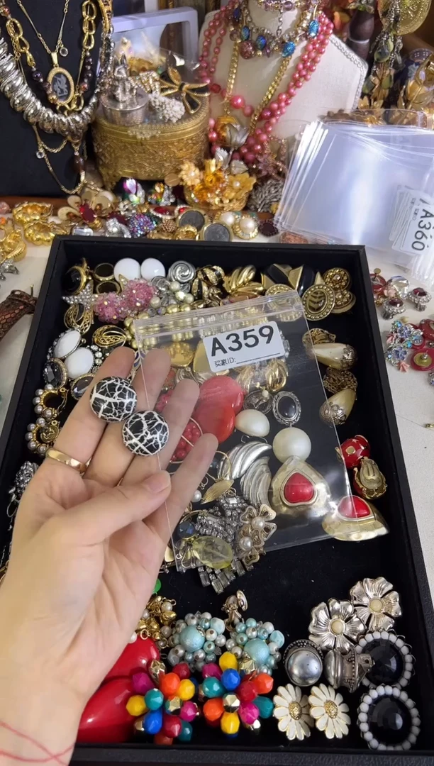 合金无铜合金359 中古首饰都有瑕疵 请确认好成色尺寸在拍！