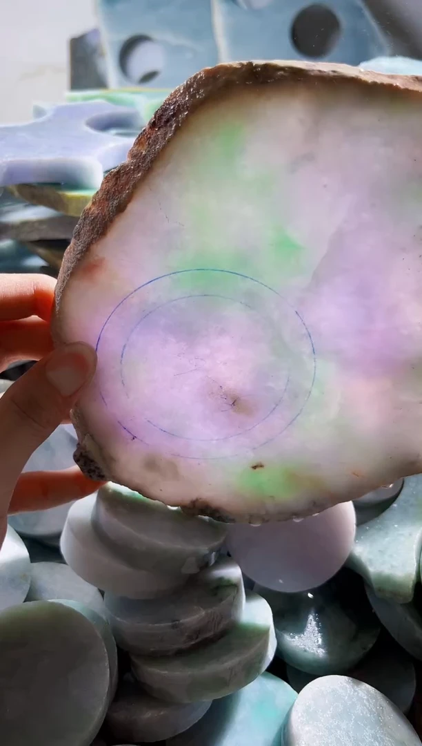 翡翠裸石缅甸翡翠A货陈243