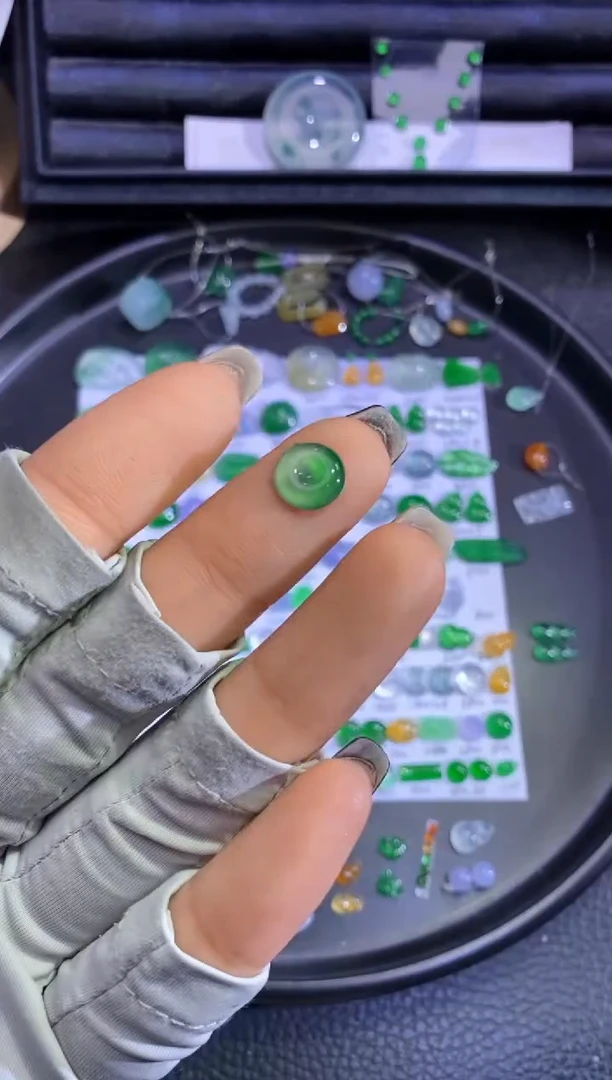 未镶嵌挂件翡翠扣子