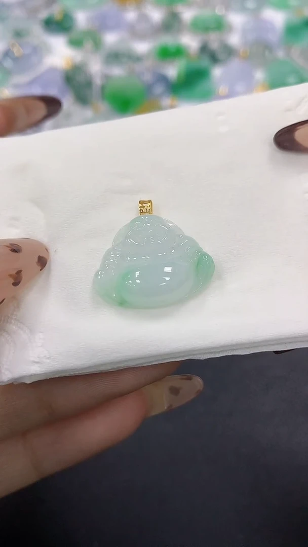 颈饰18K金镶嵌翡翠a货假一赔三支持复检百元上9元证书费自理