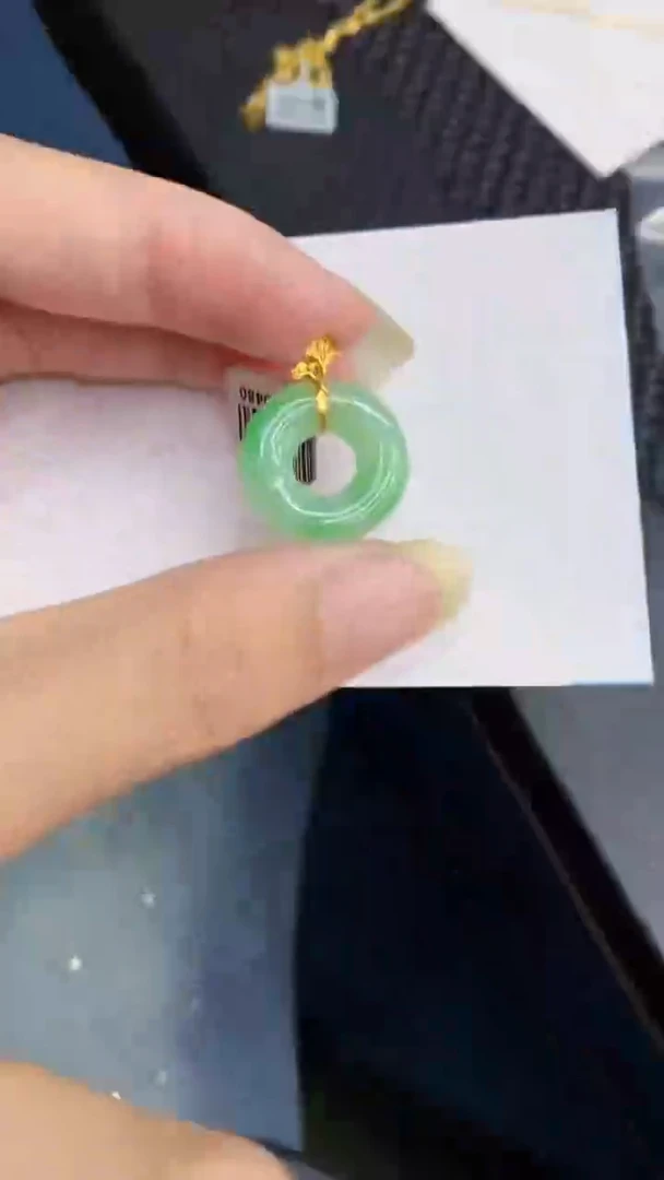 【闪购商品】翡翠颈饰18K金镶嵌           8