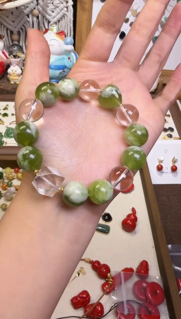 水晶摆件未镶嵌手链