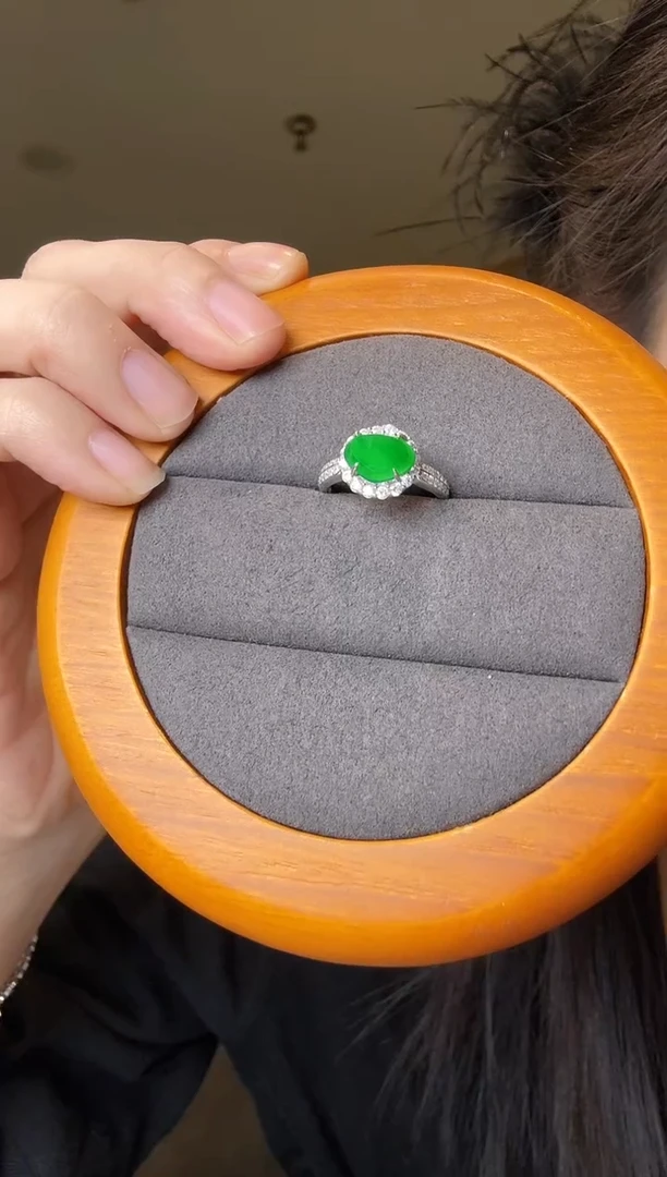 【闪购商品】翡翠戒指银S925镶嵌天然翡翠戒指