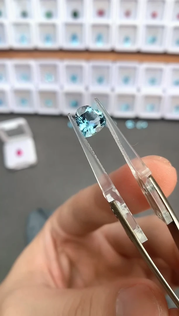 未镶嵌裸石定制海蓝宝石1.44ct 圣玛 04032