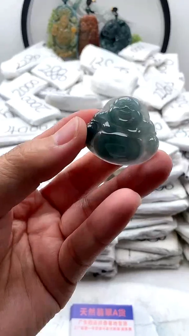 【闪购商品】翡翠颈饰未镶嵌佛公