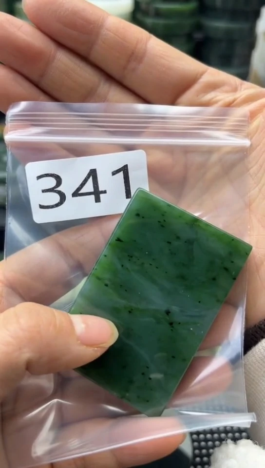 未镶嵌和田玉珠宝半成品牌子