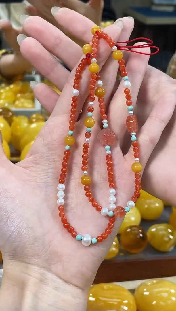 未镶嵌手机挂南红玛瑙J3多样性发货发其一