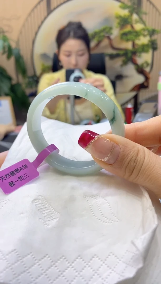 【闪购商品】翡翠手镯未镶嵌99908110