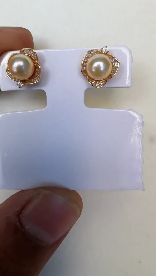 银S925镶嵌海水珍珠耳饰耳钉
