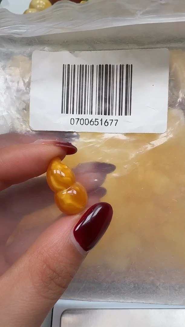 裸石琥珀未镶嵌如图