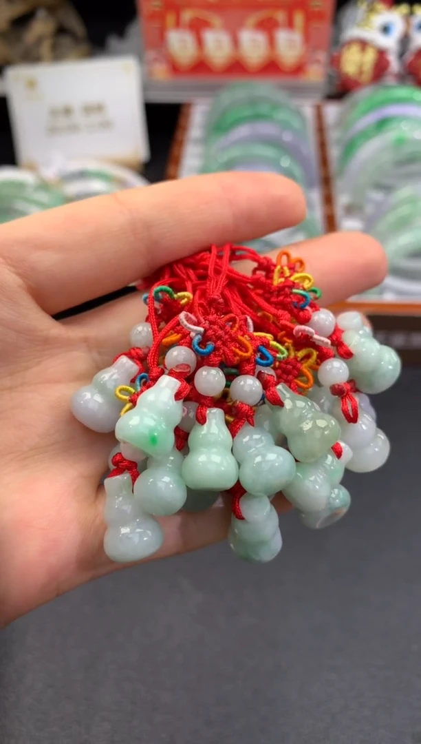 【闪购商品】翡翠颈饰未镶嵌FC411 翡翠葫芦手机挂多样性发其一