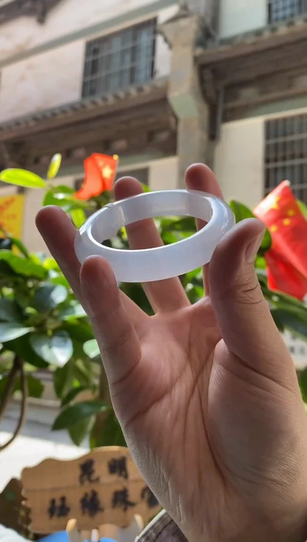 未镶嵌手镯翡翠52圈