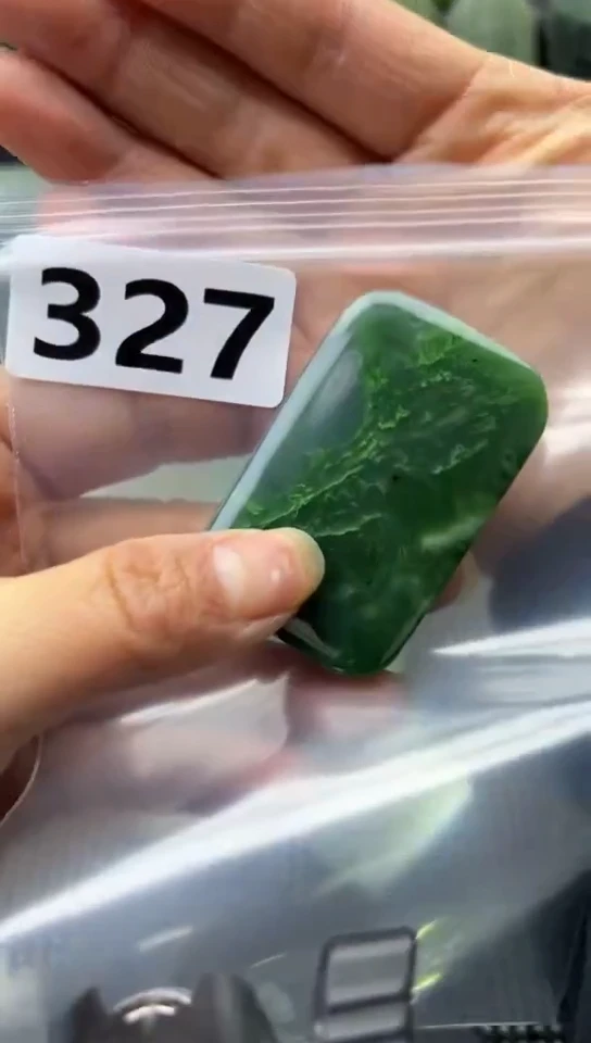 未镶嵌和田玉珠宝半成品牌子