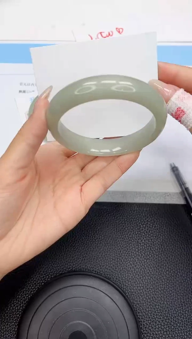 石英质玉手镯未镶嵌112-62.9