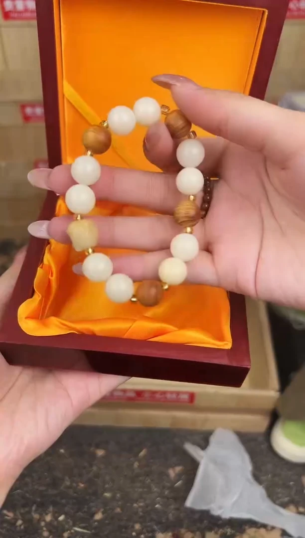 万家白玉菩提崖柏链接@@SP111