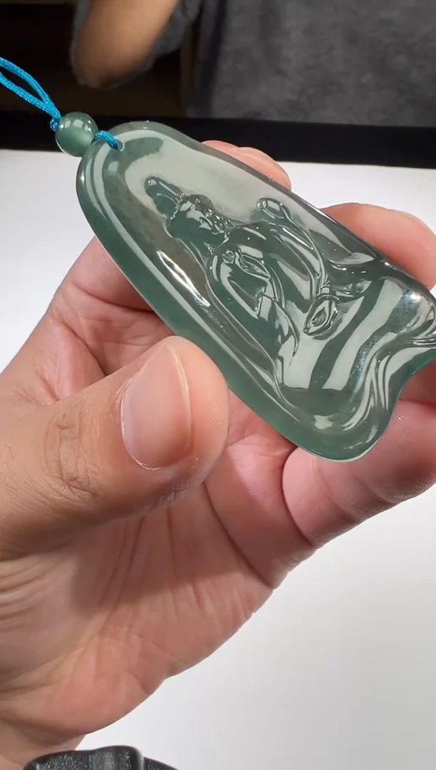 吊坠(不含链)未镶嵌翡翠观音