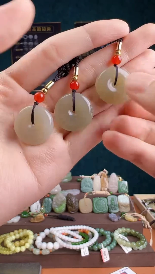 和田玉未镶嵌颈饰多样性发货 拍一单发一个