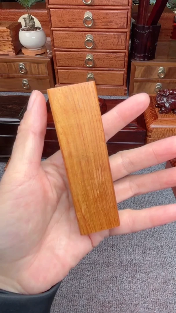 老板娘推荐越黄牙签盒