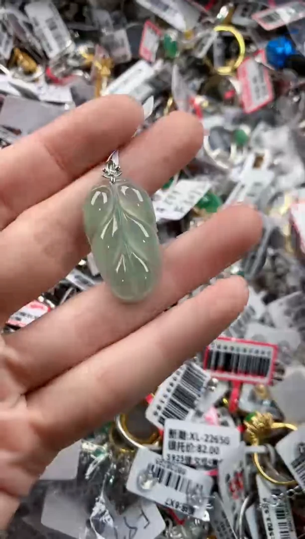 18K金镶嵌戒指翡翠555   2