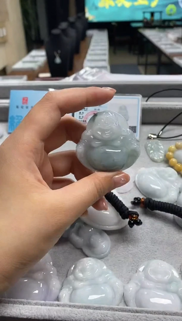 翡翠未镶嵌颈饰301天然缅甸A货翡翠