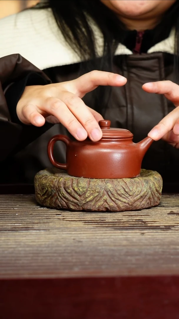 宜兴原矿紫砂壶茶壶宜兴原矿紫砂壶茶壶150C