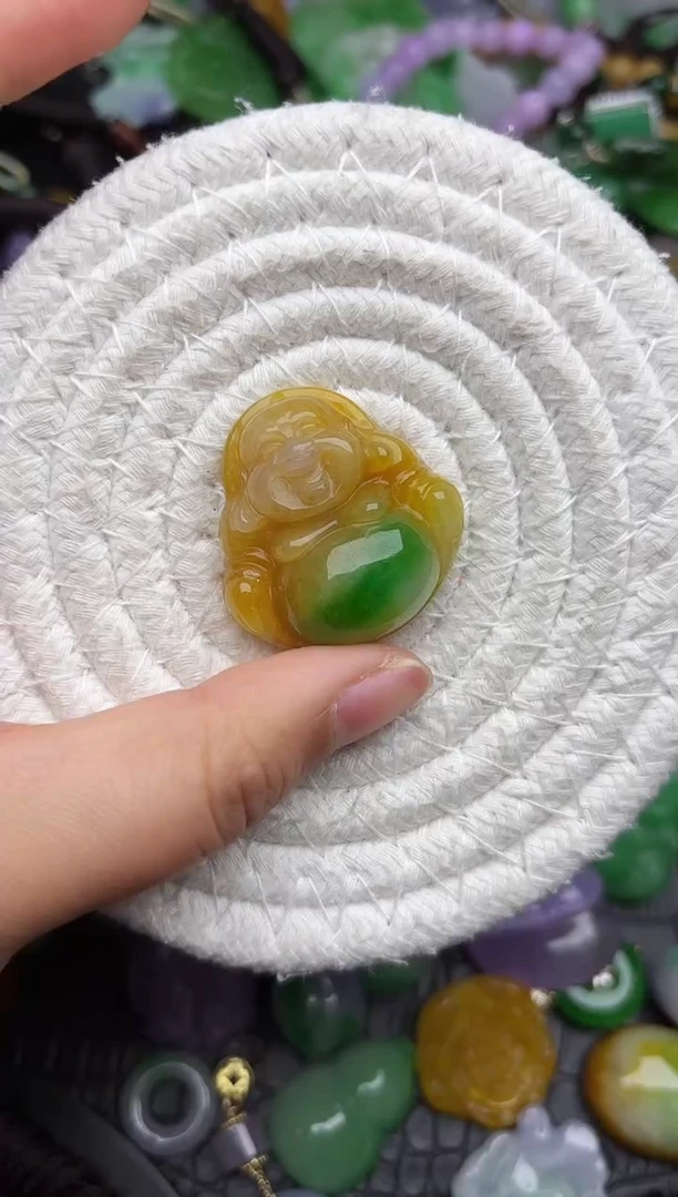 颈饰未镶嵌翡翠缅甸翡翠吊坠