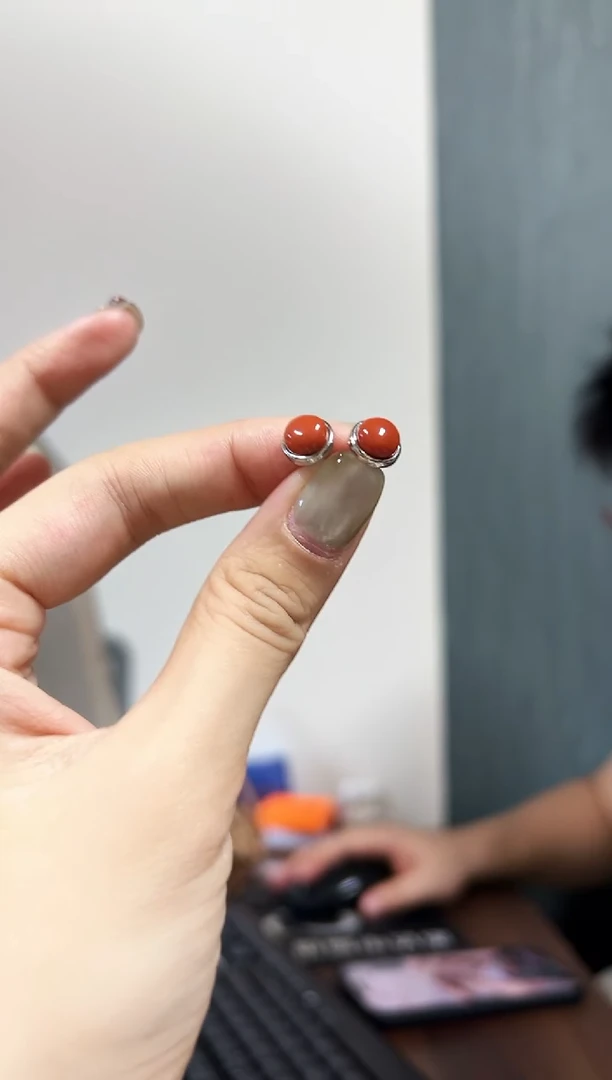未镶嵌南红玛瑙耳饰南红耳钉