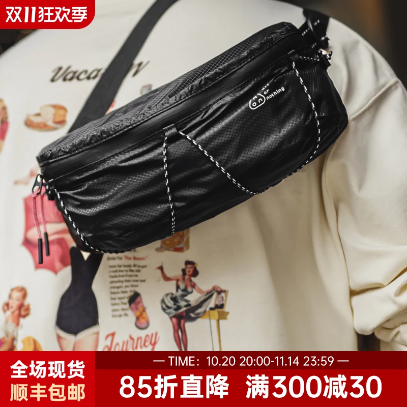 马登工装山系机能斜挎小包户外手机腰包摩托黑色胸包骑行手拿包男