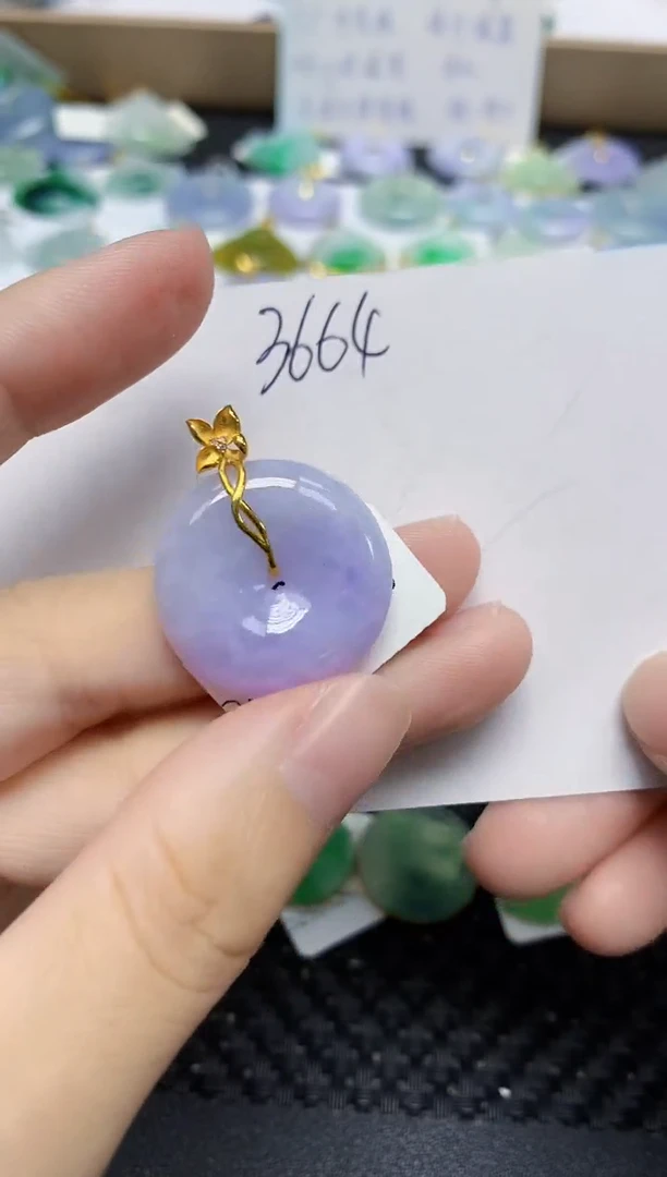 翡翠18K金镶嵌颈饰天然缅甸翡翠A货翡翠百元以上9元证书费自理