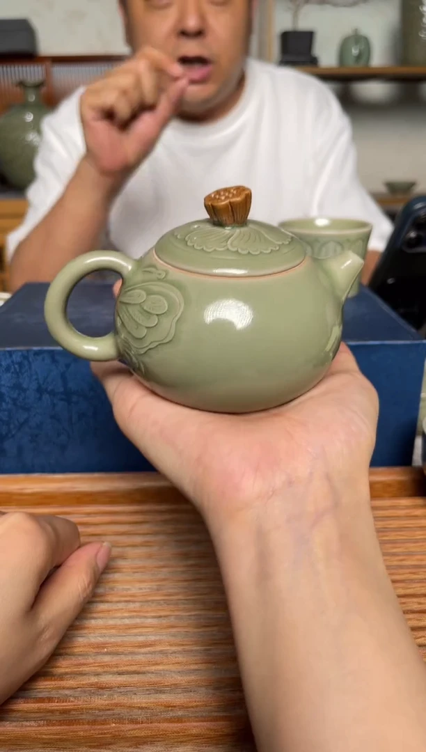 其他徐杰纯手工蝶恋花西施壶