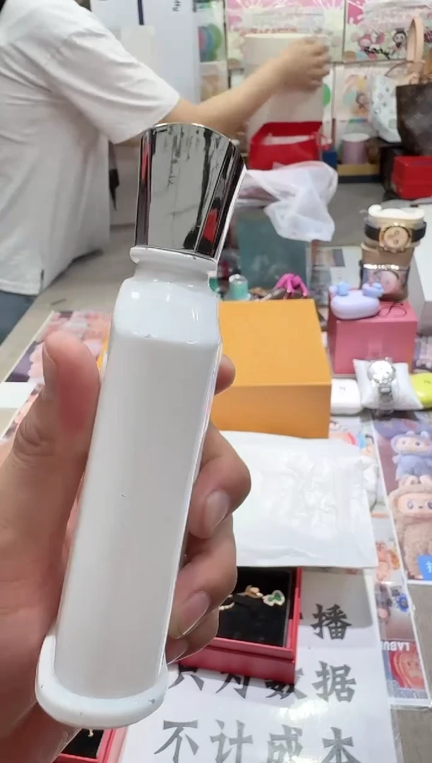 名品折扣名品折扣名品折扣@@1