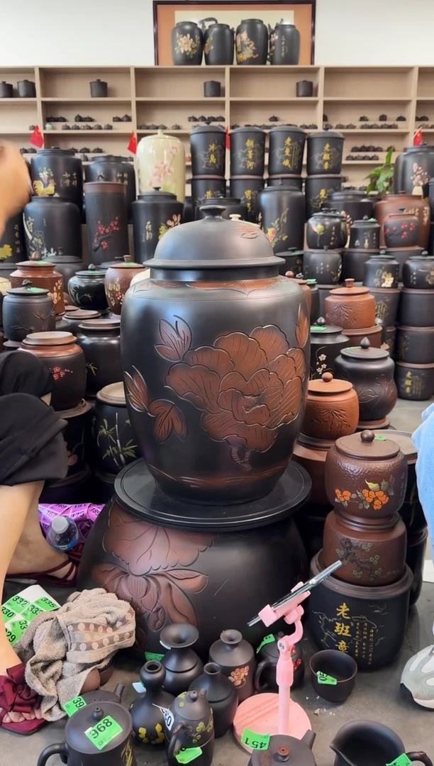 罐完品茶缸高51cm 牡丹花将军盖 103