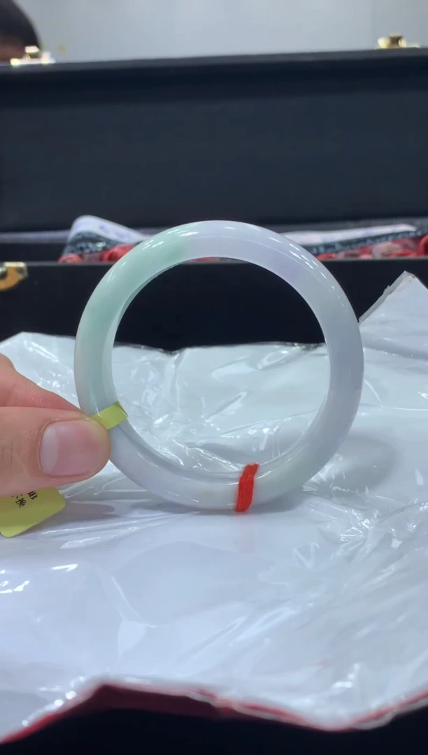 未镶嵌手镯翡翠翡翠手镯