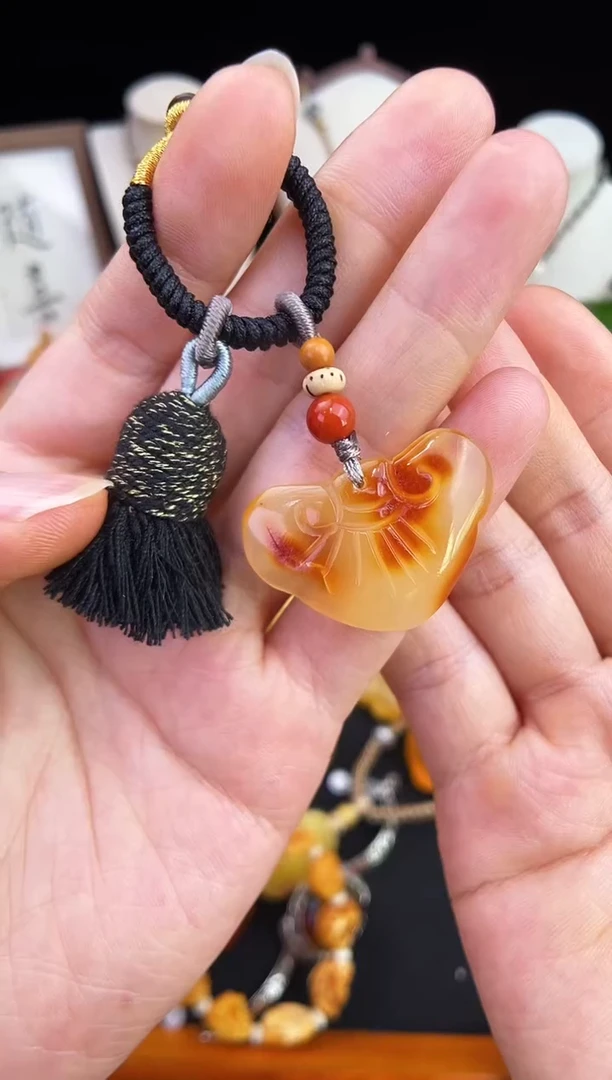 琥珀未镶嵌珠宝奇石柒月