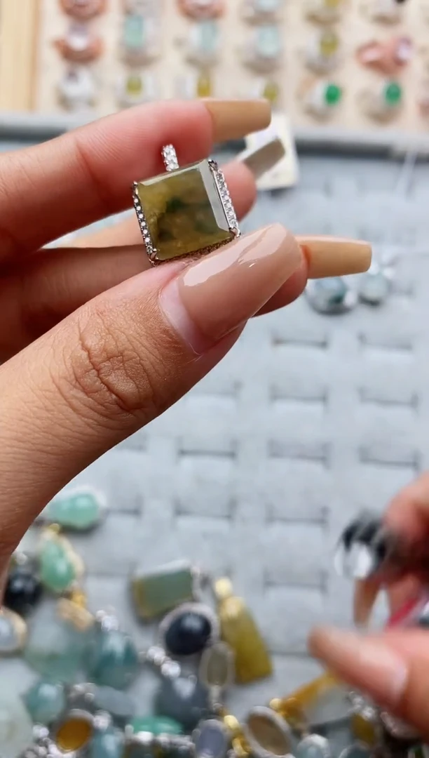翡翠戒指银S925镶嵌天然缅甸翡翠A货333 9-3